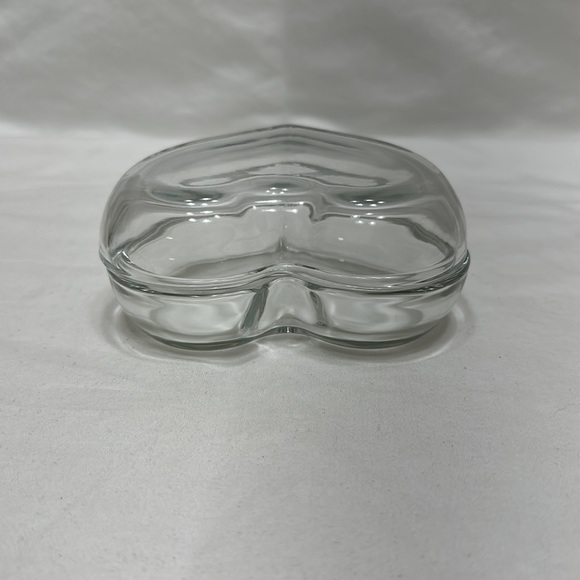 Heart shaped crystal jewelry box - Picture 4 of 7